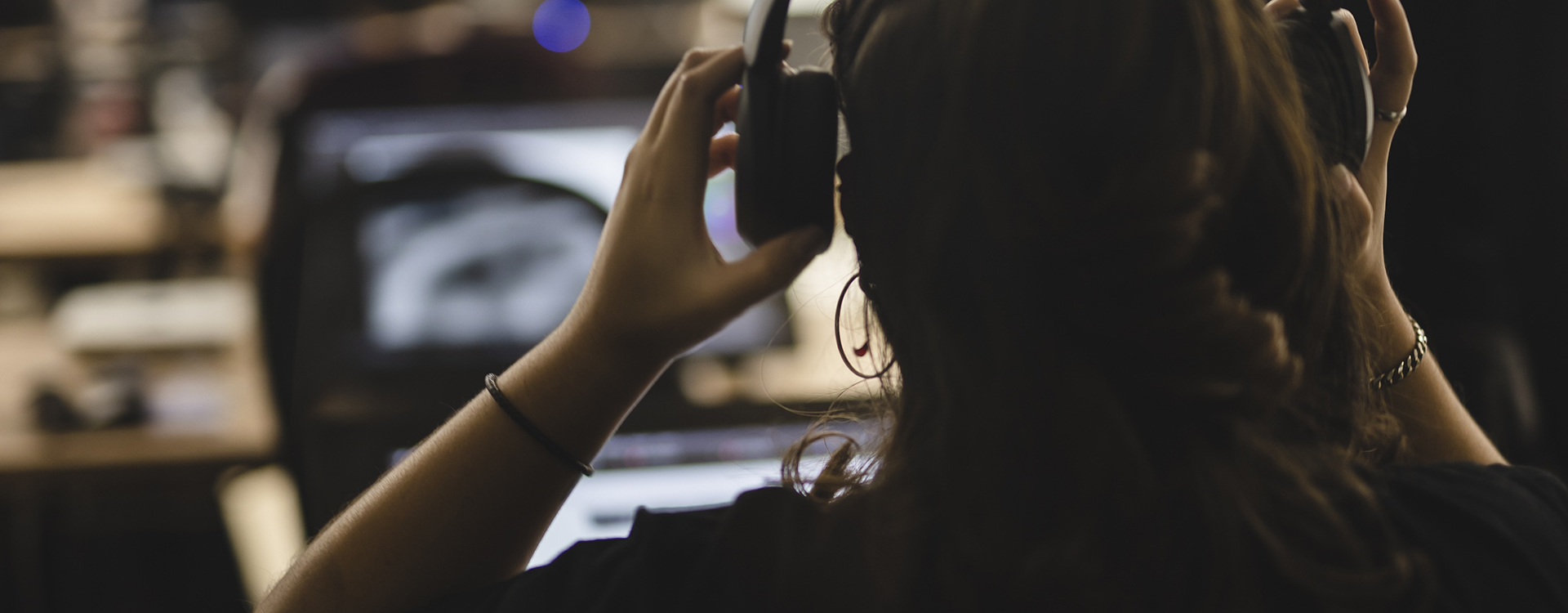 Grau ONLINE en il·lustració